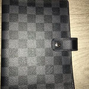 Louis Vuitton agenda mm